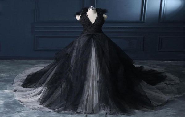 vintage 2021 black and white ivory wedding dress gothic v neck sleeveless lace appliques tulle skirt bridal gowns ruffles vestidos7087960
vintage 2021 black and white ivory wedding dress gothic v neck sleeveless lace appliques tulle skirt bridal gowns ruffles vestidos7087960