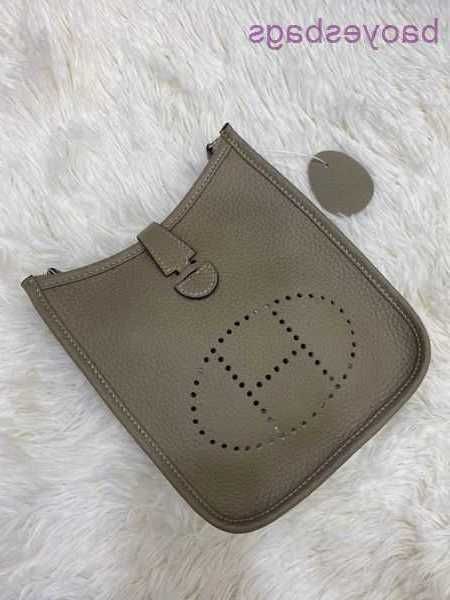 designer bag evelynbag 2023 bags h mini messenger cowhide lychee water bucket women's one shoulder tote 0na2 1 with logo optr
designer bag evelynbag 2023 bags h mini messenger cowhide lychee water bucket women's one shoulder tote 0na2 1 with logo optr