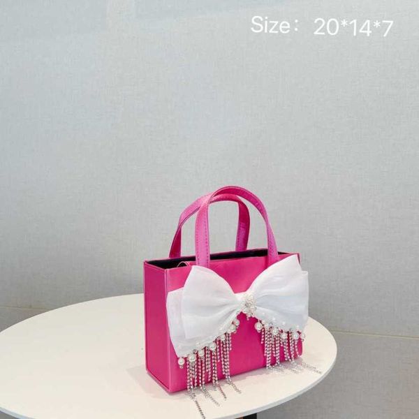 2023 new korean east gate small fresh contrast rhinestone tassel bowknot chain handheld one shoulder crossbody bag 230613
2023 new korean east gate small fresh contrast rhinestone tassel bowknot chain handheld one shoulder crossbody bag 230613