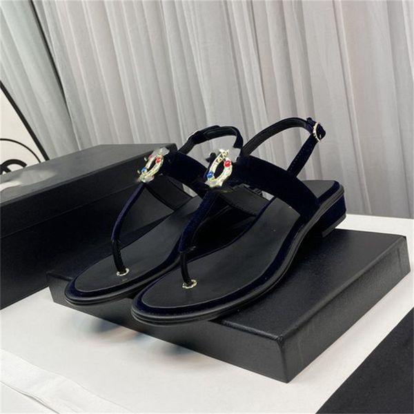 channel shoes fashion designer sandals leather channel slippers women ccity classic flip-flops summer dfgcxvbx
channel shoes fashion designer sandals leather channel slippers women ccity classic flip-flops summer dfgcxvbx