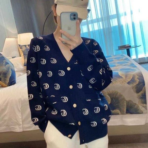 high version jacquard knitted cardigan women's autumn new long sleeve v-neck loose letter sweater jacket women's fashion, Black;brown
high version jacquard knitted cardigan women's autumn new long sleeve v-neck loose letter sweater jacket women's fashion, Black;brown