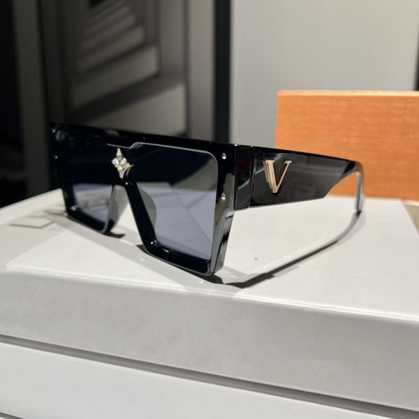 summer luxury designer cyclone sunglasses for men and women style cyclone anti-ultraviolet retro plate square full frame fashion eyeglasses, White;black
summer luxury designer cyclone sunglasses for men and women style cyclone anti-ultraviolet retro plate square full frame fashion eyeglasses, White;black