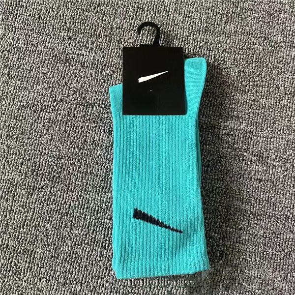 2023 socks designer mens womens fashion and casual versatility stockings 100 cotton 10 colors sports sockings letter pattern print luxury fo, Black;white
2023 socks designer mens womens fashion and casual versatility stockings 100 cotton 10 colors sports sockings letter pattern print luxury fo, Black;white
