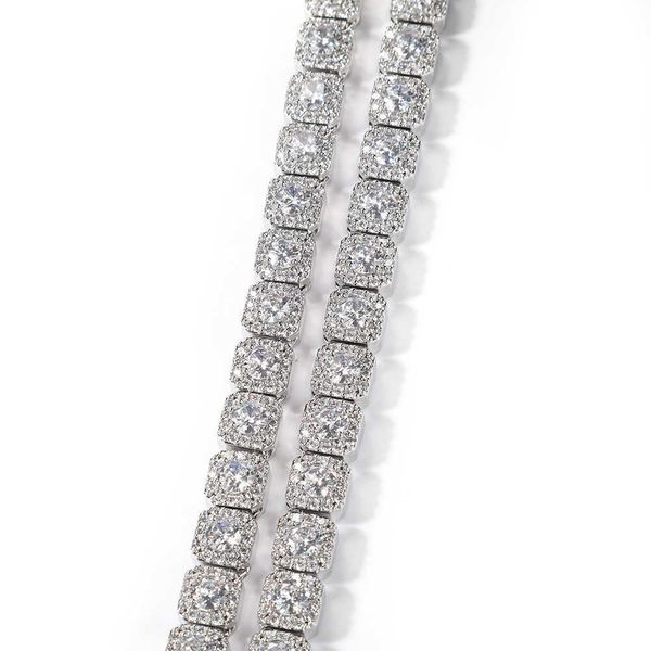 cubic zirconia hip hop iced out tennis chain spring buckle sweater chain necklace, Silver
cubic zirconia hip hop iced out tennis chain spring buckle sweater chain necklace, Silver