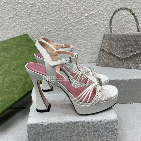 casual shoes genuine leather soled women's sandals fashion water table round toe and comfortable heel suitable for weddings, Black
casual shoes genuine leather soled women's sandals fashion water table round toe and comfortable heel suitable for weddings, Black