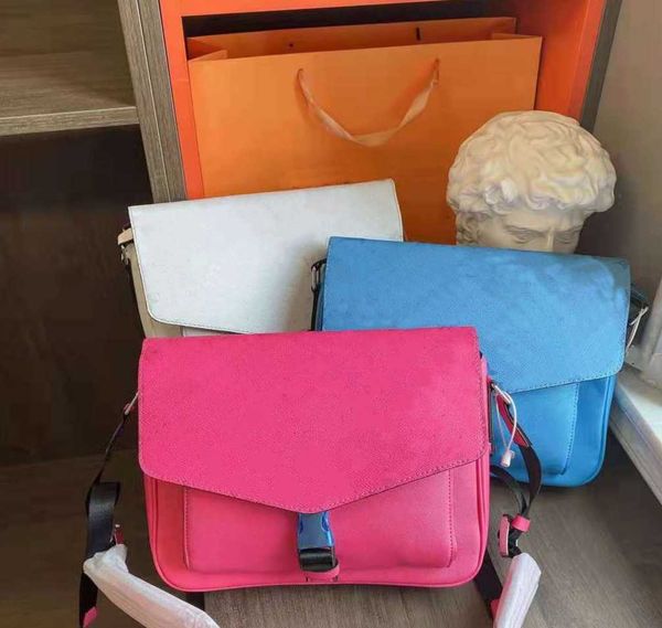 women's pink messenger bag square handbags with buckle shoulder bags classic design brand printing crossbody pocket m30745
women's pink messenger bag square handbags with buckle shoulder bags classic design brand printing crossbody pocket m30745