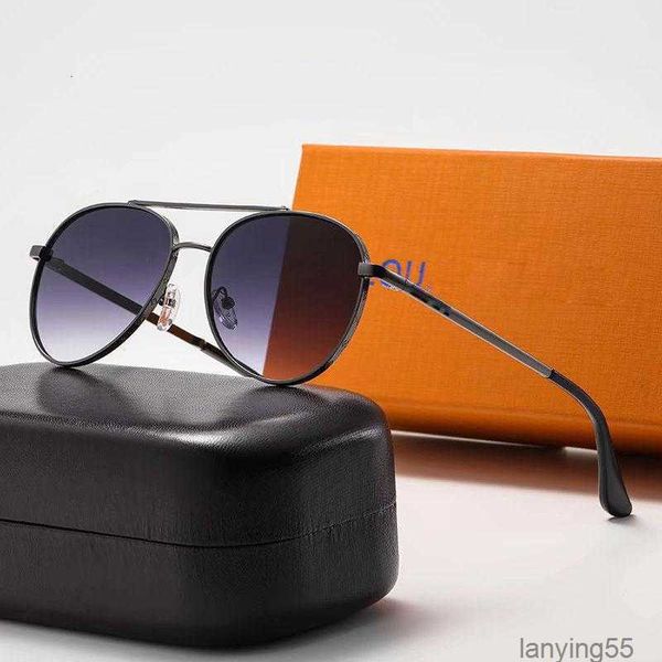 wholesale designer sunglasses origina round glasses outdoor shades metal frame with box., White;black
wholesale designer sunglasses origina round glasses outdoor shades metal frame with box., White;black