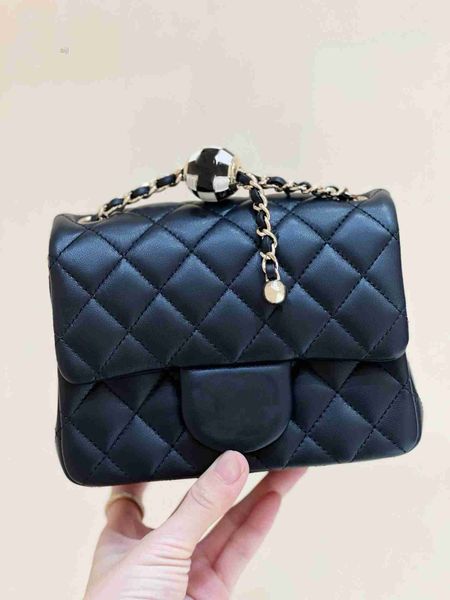 designer cc bags women shoulder handbags purses original sheepskin small gold black and white ball diamond grid football square crossbody le
designer cc bags women shoulder handbags purses original sheepskin small gold black and white ball diamond grid football square crossbody le