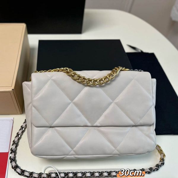 longchammp tote women metal portable shoulder bag leather quilted large capacity vintage crossbody designer bag outdoor shopping pochette su 
longchammp tote women metal portable shoulder bag leather quilted large capacity vintage crossbody designer bag outdoor shopping pochette su