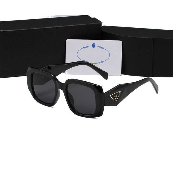 personality luxury designers sunglasses uv400 resistant glasses popular men women goggle for eyeglasses new 18# with large box myopia, White;black
personality luxury designers sunglasses uv400 resistant glasses popular men women goggle for eyeglasses new 18# with large box myopia, White;black
