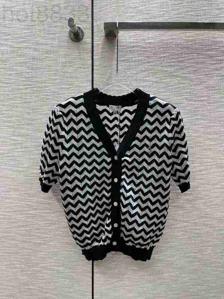 women's knits & tees designer summer new style celebrity temperament reduced age slim wave stripe contrast v-neck knitted cardigan yj1i, White
women's knits & tees designer summer new style celebrity temperament reduced age slim wave stripe contrast v-neck knitted cardigan yj1i, White