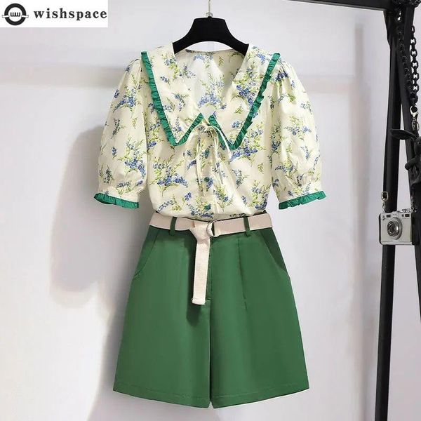 dress green small fresh women's suit sweet 2022 korean summer new fashion foreign style age reducing shorts twopiece set, White
dress green small fresh women's suit sweet 2022 korean summer new fashion foreign style age reducing shorts twopiece set, White