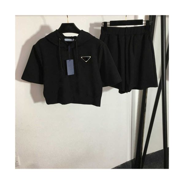 fashion women's tracksuits designer hoodies two pieces sets female joggers hoodie jackets shorts with letters for lady jumpers woman tr, Black;gray
fashion women's tracksuits designer hoodies two pieces sets female joggers hoodie jackets shorts with letters for lady jumpers woman tr, Black;gray