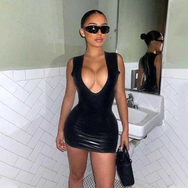 ins style womens clothing high dress elastic mirror pu leather v neck sleeveless skinny sheath for women, Black;gray
ins style womens clothing high dress elastic mirror pu leather v neck sleeveless skinny sheath for women, Black;gray