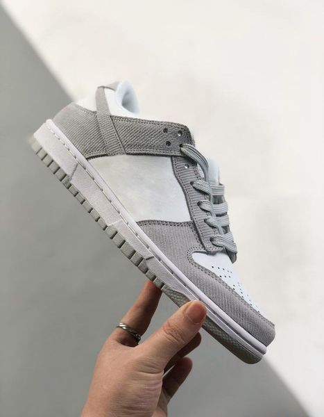 with box grey corduroy running shoes men women white grey sports sneaker
with box grey corduroy running shoes men women white grey sports sneaker