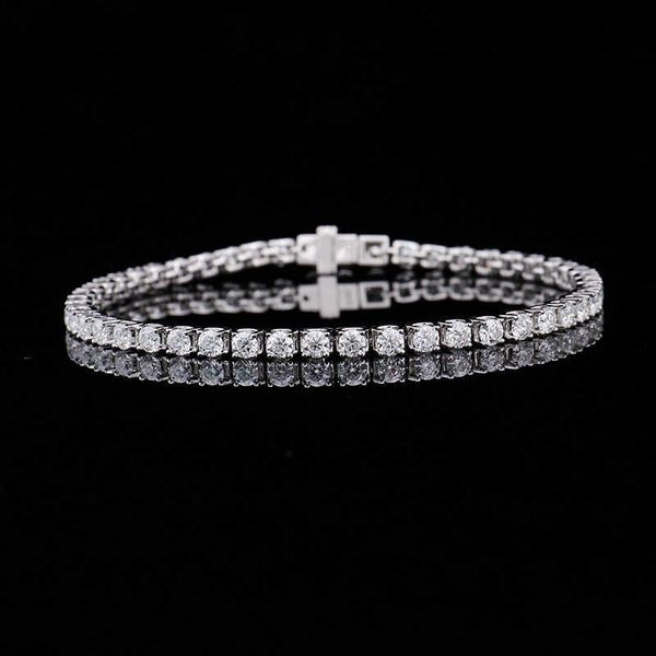 s925 silver factory price wholesale customized 2mm stone moisssanite tennis chain for women bracelet
s925 silver factory price wholesale customized 2mm stone moisssanite tennis chain for women bracelet