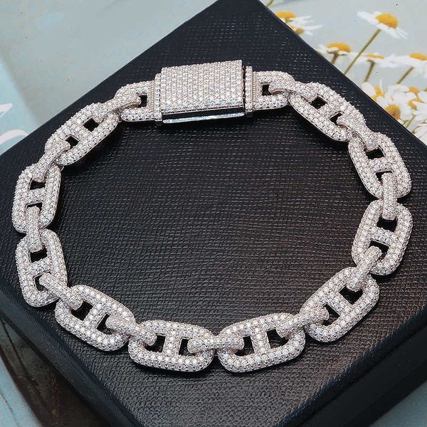 new style silver hip hop jewelry 2.3mm moissanite diamond miami cuban link chain custom iced out rapper bracelet
new style silver hip hop jewelry 2.3mm moissanite diamond miami cuban link chain custom iced out rapper bracelet