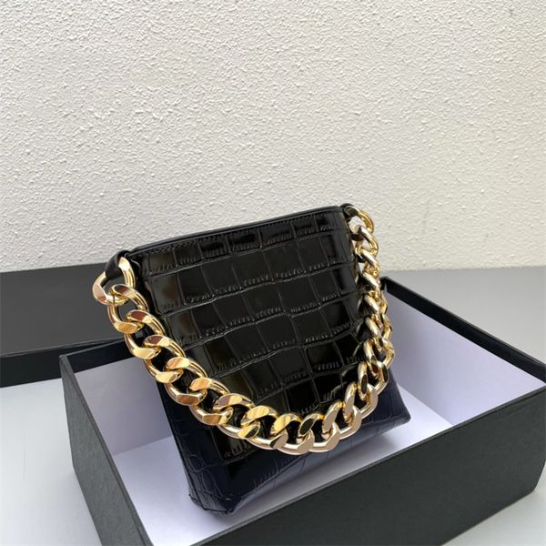 9a desiger bag woman crocodile handbag luxury chains shouler bags design bag logo designer crossbody large capacity imported first layer cow
9a desiger bag woman crocodile handbag luxury chains shouler bags design bag logo designer crossbody large capacity imported first layer cow