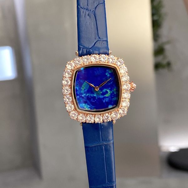 women's watch luxury designer classic fashion automatic watch with blue face stud size 31mm sapphire glass is a favorite christmas gift, Slivery;brown
women's watch luxury designer classic fashion automatic watch with blue face stud size 31mm sapphire glass is a favorite christmas gift, Slivery;brown