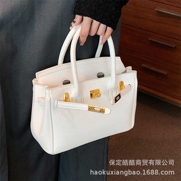 fashion bag h family birkin women advanced trendy and fashionable texture handbag for commuting versatile one shoulder crossbodyqq
fashion bag h family birkin women advanced trendy and fashionable texture handbag for commuting versatile one shoulder crossbodyqq
