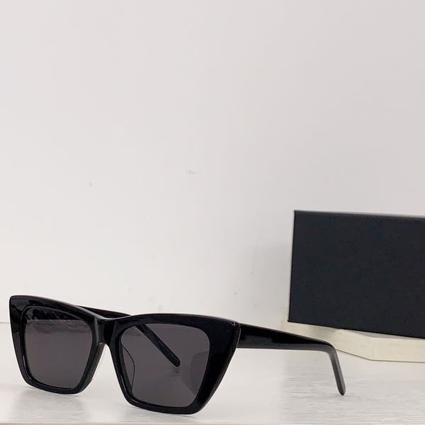 fashion luxury designer sunglasses for men women summer t designers square style anti-ultraviolet retro plate full frame glasses random box, White;black
fashion luxury designer sunglasses for men women summer t designers square style anti-ultraviolet retro plate full frame glasses random box, White;black