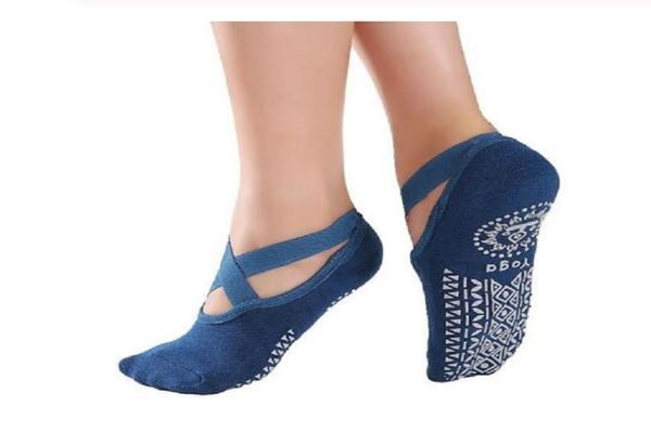 1 pair of ladies anti slip cotton yoga socks bandage sports girls ballet dance socks for 3539 yards4398972, Black
1 pair of ladies anti slip cotton yoga socks bandage sports girls ballet dance socks for 3539 yards4398972, Black