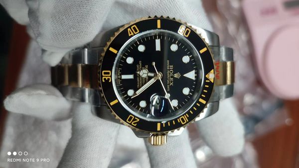 men's watchs aaa designer watches 40mm black dial automatic mechanical fashion classic stainless steel luminous waterproof sapphire len, Slivery;brown
men's watchs aaa designer watches 40mm black dial automatic mechanical fashion classic stainless steel luminous waterproof sapphire len, Slivery;brown