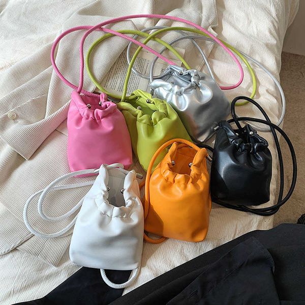 this year's trendy and personalized pleated cloud bag for women in 2023 the new candy colored simple crossbody mobile phone bag trend
this year's trendy and personalized pleated cloud bag for women in 2023 the new candy colored simple crossbody mobile phone bag trend