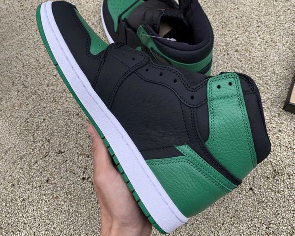 designer men women basketball shoes jumpman 1s high green black sports shoes outdoor sneakers fast delivery with original box
designer men women basketball shoes jumpman 1s high green black sports shoes outdoor sneakers fast delivery with original box