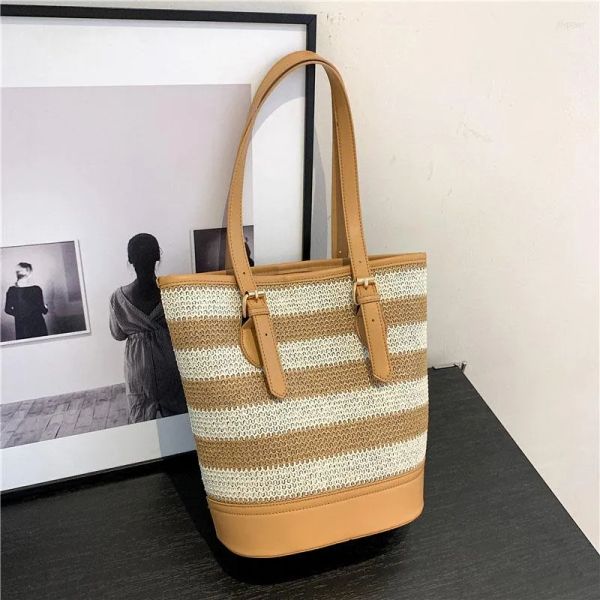 evening bags summer women weave straw tote bag 2023 in travel beach shoulder handmade lady rattan bucket female handbags
evening bags summer women weave straw tote bag 2023 in travel beach shoulder handmade lady rattan bucket female handbags