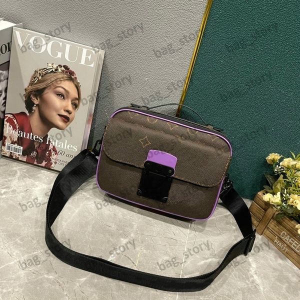mens designer messenger bag luxurys s lock hanbag trunk lock magnetic metal clasp shoulder bag ultra modern crossbody purse for men
mens designer messenger bag luxurys s lock hanbag trunk lock magnetic metal clasp shoulder bag ultra modern crossbody purse for men