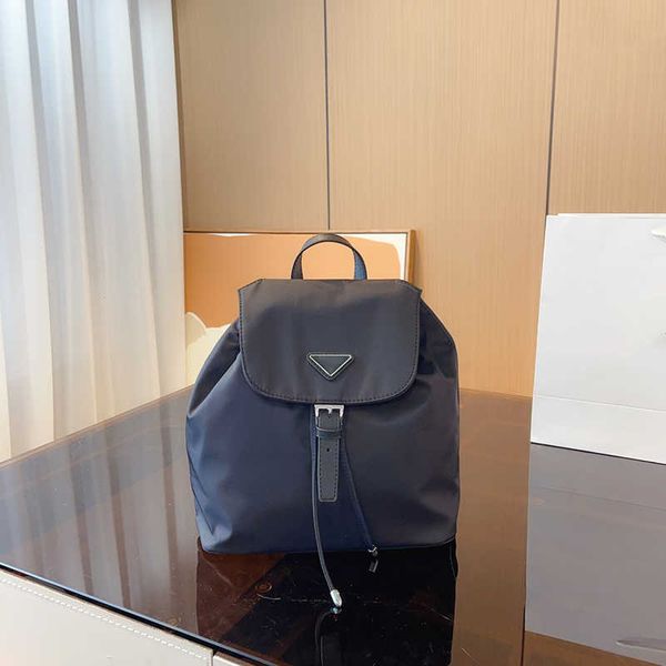 designer backpacks purse women luxury nylon back pack fashion black handbag travel book bag mens mini backpack designers bookbag 230613
designer backpacks purse women luxury nylon back pack fashion black handbag travel book bag mens mini backpack designers bookbag 230613
