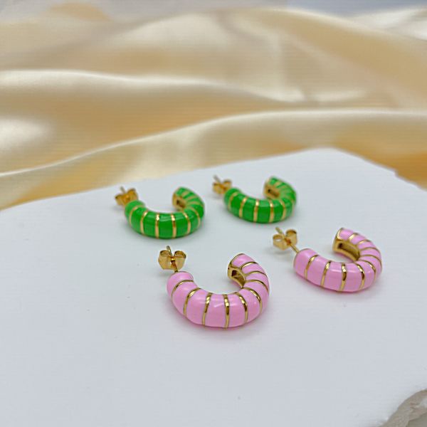 stainless steel enamel pink green c-shaped earrings fashion simple studs for women ladies bling friends gifts student gift n822, Golden;silver
stainless steel enamel pink green c-shaped earrings fashion simple studs for women ladies bling friends gifts student gift n822, Golden;silver