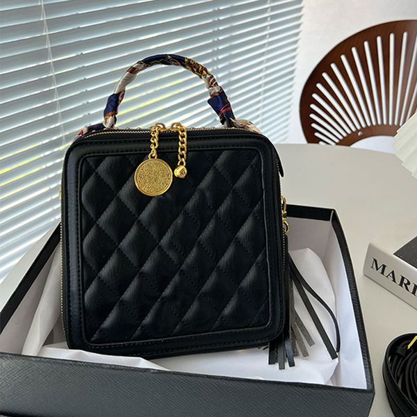 evening box bag quilted leather tote bags women handbag purse double zipper closure tassel pendant shoulder crossbody bags fashion letter
evening box bag quilted leather tote bags women handbag purse double zipper closure tassel pendant shoulder crossbody bags fashion letter