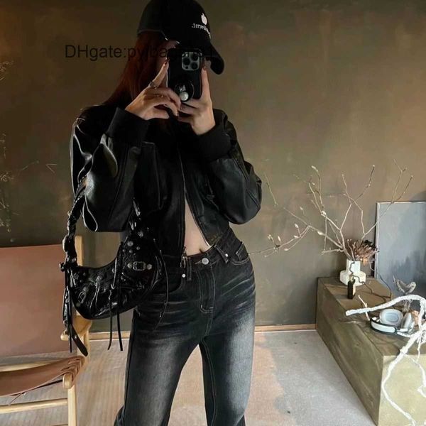 agci designer handbag evening balense ga women's bag motorcycle underarm bag rivet version crescent pleated cowhide commuting crossbody
agci designer handbag evening balense ga women's bag motorcycle underarm bag rivet version crescent pleated cowhide commuting crossbody