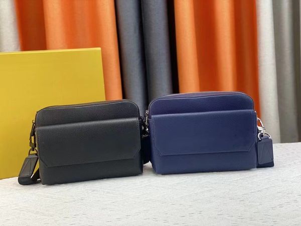 mens fastline messenger bag m22611 m22482 mans designer luxurys flap blue black leather crossbody day business bag for men daypack purse sho
mens fastline messenger bag m22611 m22482 mans designer luxurys flap blue black leather crossbody day business bag for men daypack purse sho