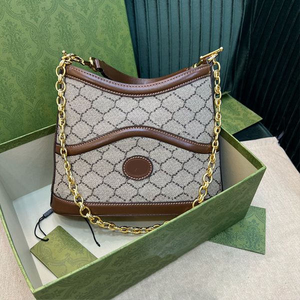 designer bag mens and womens large capacity leather handbag fashion chain crossbody bag multi functional crossbody bag 696011
designer bag mens and womens large capacity leather handbag fashion chain crossbody bag multi functional crossbody bag 696011