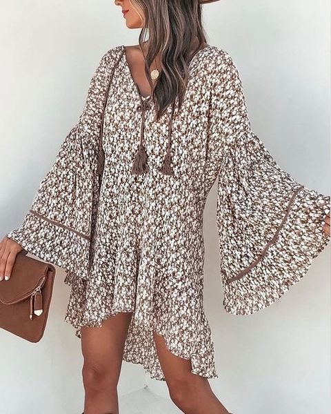 women loose summer spring long v neck ditsy floral print bell sleeve tassel swing dress drawstring flower mini, Black;gray
women loose summer spring long v neck ditsy floral print bell sleeve tassel swing dress drawstring flower mini, Black;gray
