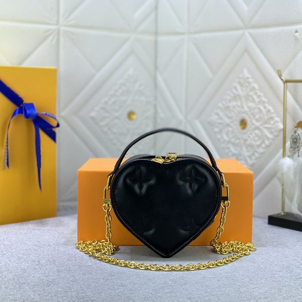 designer bag woman fashion love bag solid leather shoulder bag temperament printed crossbody bag mini portable tote #81893
designer bag woman fashion love bag solid leather shoulder bag temperament printed crossbody bag mini portable tote #81893