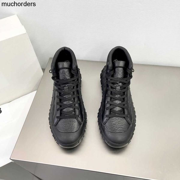 wai 3 new gaobang jindian sports shoes men's casual shoes high beauty leather shoe size, Black
wai 3 new gaobang jindian sports shoes men's casual shoes high beauty leather shoe size, Black