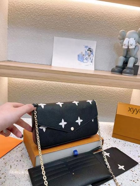 cross body womens wallet designer crossbody purse artwork genuine leather chains designer bag tote bag luxurys handbags white designer bag a
cross body womens wallet designer crossbody purse artwork genuine leather chains designer bag tote bag luxurys handbags white designer bag a