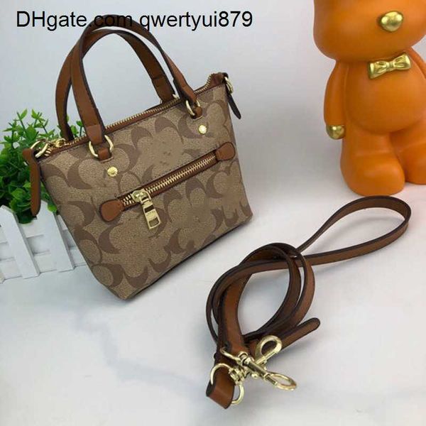 day packs brand c's women's day packs 23ss dumpling bags grils handbag fashion messenger bag shoulder bagqwertyui879
day packs brand c's women's day packs 23ss dumpling bags grils handbag fashion messenger bag shoulder bagqwertyui879