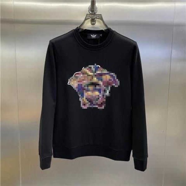 2023 designer versage hoodies vercace graffiti hoodie autumn and winter classic button hooded pullover sweater loose casual printed 5xl pink, Black
2023 designer versage hoodies vercace graffiti hoodie autumn and winter classic button hooded pullover sweater loose casual printed 5xl pink, Black
