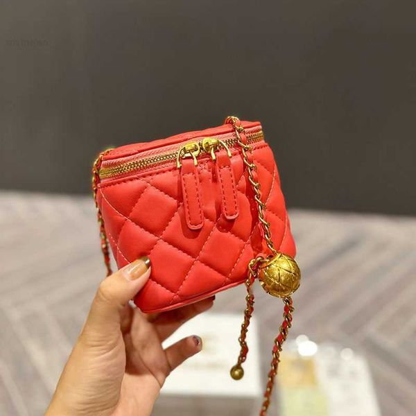 womens designer tiny mini lambskin vanity box bags with gold crush ball metal crossbody shoulder cosmetic case luxury outdoor sacoche handba
womens designer tiny mini lambskin vanity box bags with gold crush ball metal crossbody shoulder cosmetic case luxury outdoor sacoche handba