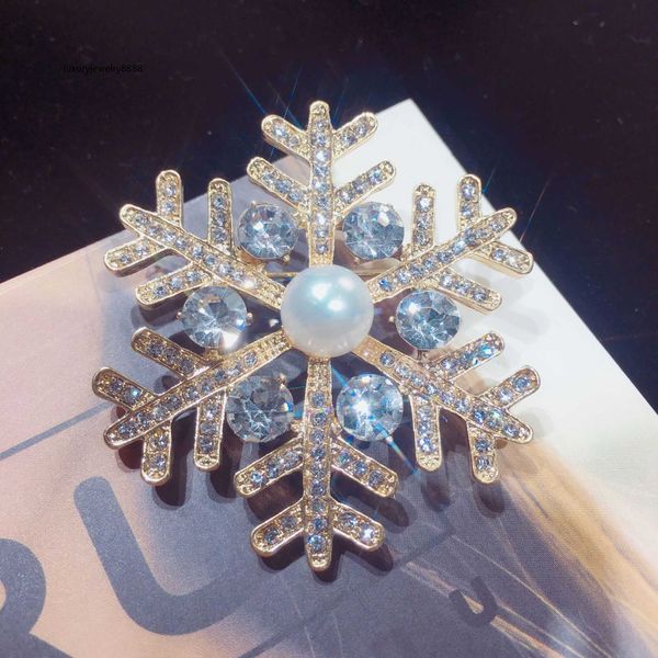 trade natural freshwater pearl brooch rhinestone snowflake brooch finished products, Gray
trade natural freshwater pearl brooch rhinestone snowflake brooch finished products, Gray
