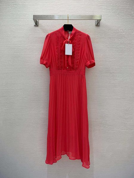 23ss summer dresses women dress women designer clothes new lace splice lace tie up bow short sleeve pleated slim fit dress women clothes, Black;gray
23ss summer dresses women dress women designer clothes new lace splice lace tie up bow short sleeve pleated slim fit dress women clothes, Black;gray