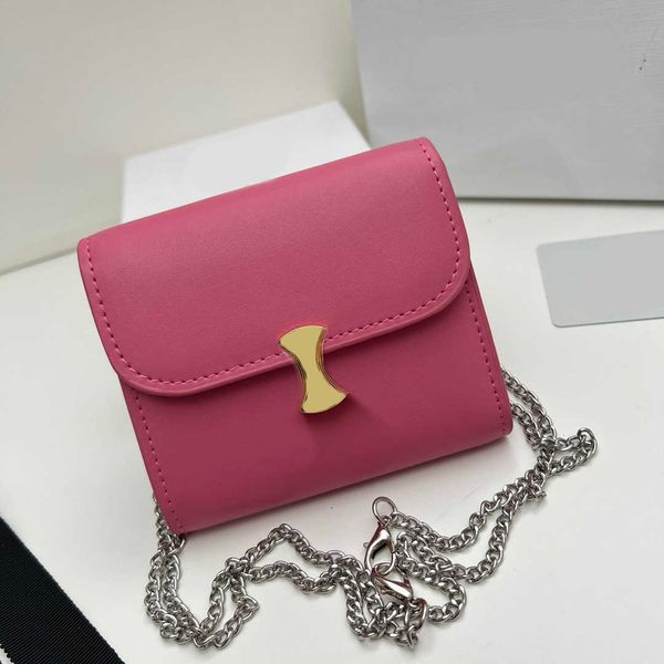designer bags wallets totes four color three fold change card coin bag hardware lady wallet purse 230615, Red;black
designer bags wallets totes four color three fold change card coin bag hardware lady wallet purse 230615, Red;black