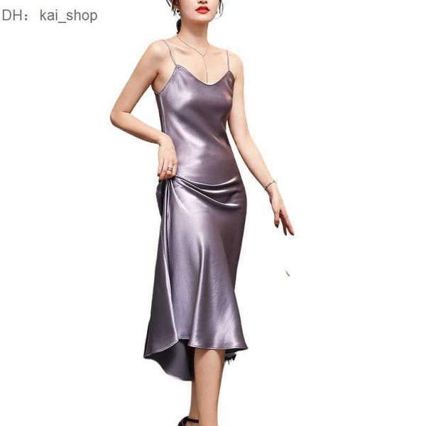 2023 spring/summer acetic acid dress satin slim versatile net red suspender skirt tiktok suit long1, Black;pink
2023 spring/summer acetic acid dress satin slim versatile net red suspender skirt tiktok suit long1, Black;pink