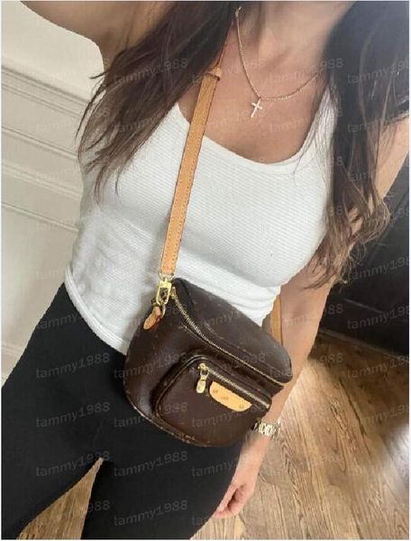 mini bumbag designer bag womens fashion mini tote bag#82208 solid color leather shoulder bag classic print crossbody bag multi function mobi
mini bumbag designer bag womens fashion mini tote bag#82208 solid color leather shoulder bag classic print crossbody bag multi function mobi