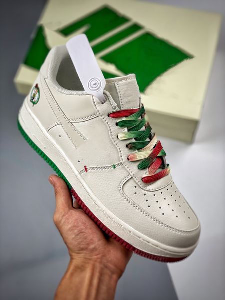 2023 authentic outdoor running shoes 1 low 07 magician girls boys lifestyle casual streetwear standing and walking out
2023 authentic outdoor running shoes 1 low 07 magician girls boys lifestyle casual streetwear standing and walking out